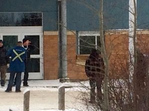Tiroteio em escola do norte do Canadá deixa quatro mortos