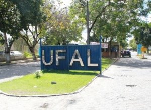 Criminoso atira contra universitário durante terceiro assalto do ano na Ufal