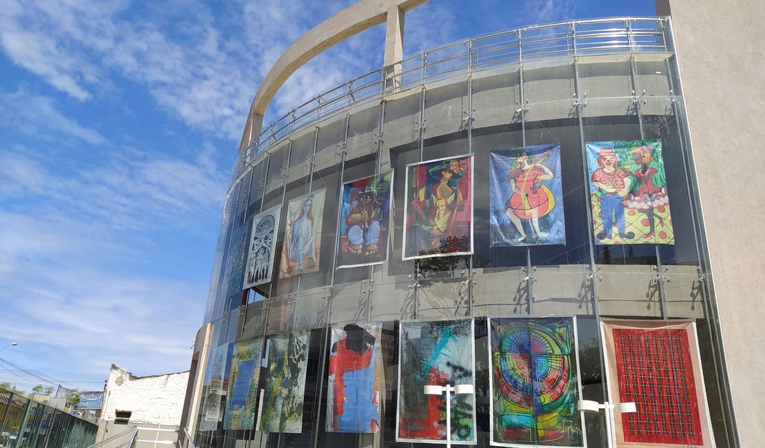 Nova amostra expõe obras nas paredes do Complexo Cultural Teatro Deodoro