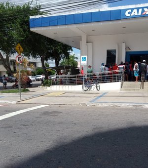 Aglomeração em filas bancárias de Alagoas será pauta em Congresso Nacional de Aposentados