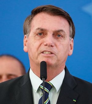 Bolsonaro “fez questão” de ver vídeo de reunião antes de enviar ao STF