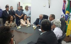 Visita do ministro Humberto Martins do STJ ao prefeito Rogério Teófilo