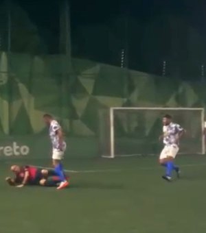 Final de campeonato de futebol amador acaba com árbitro agredido e briga entre torcidas