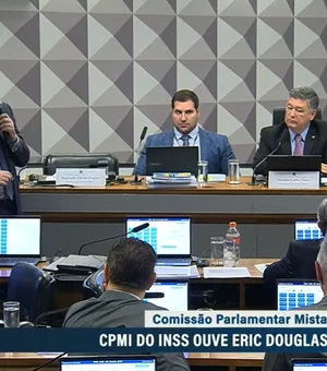 [Vídeo]  Advogado é surpreendido com prisão do pai durante sessão da CPMI do INSS