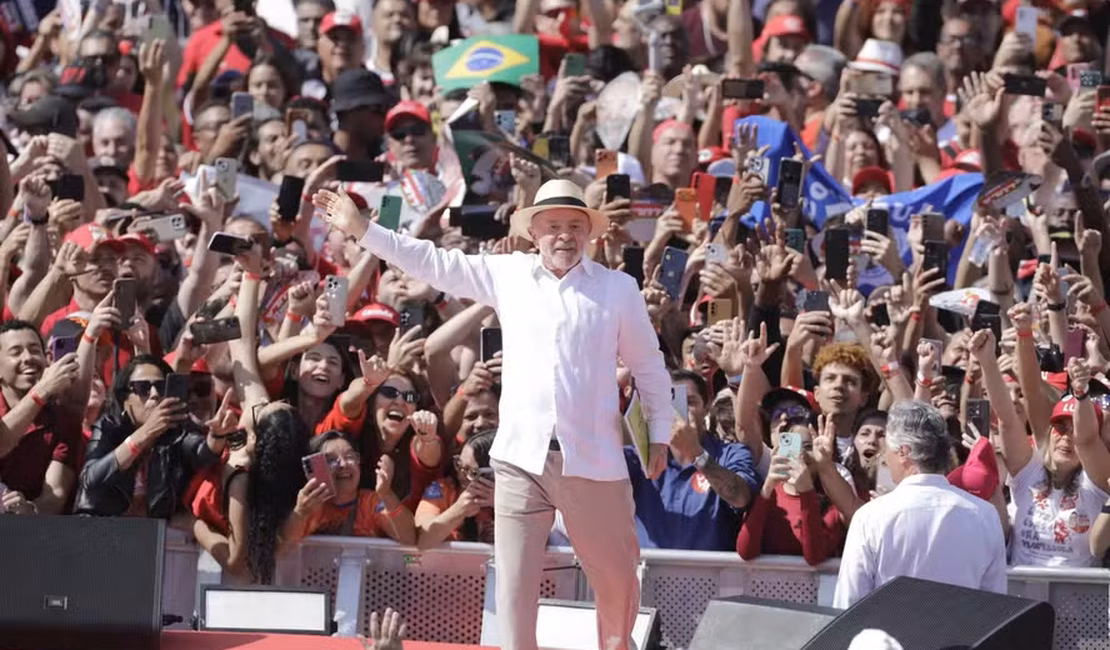 Lula da início à campanha para reeleição no ABC paulista, 'onde tudo começou'
