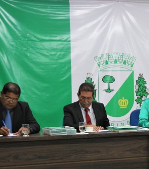 'O prefeito deve explicações à sociedade', dizem vereadores de Arapiraca