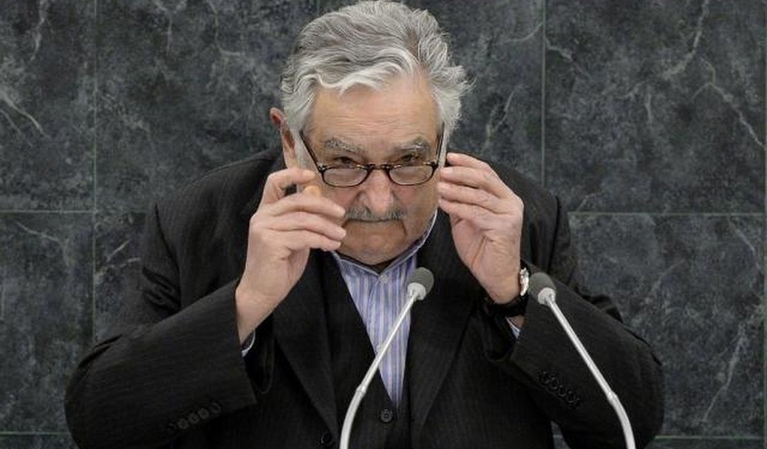 José Mujica 'dedura' confissão de Lula sobre o Mensalão