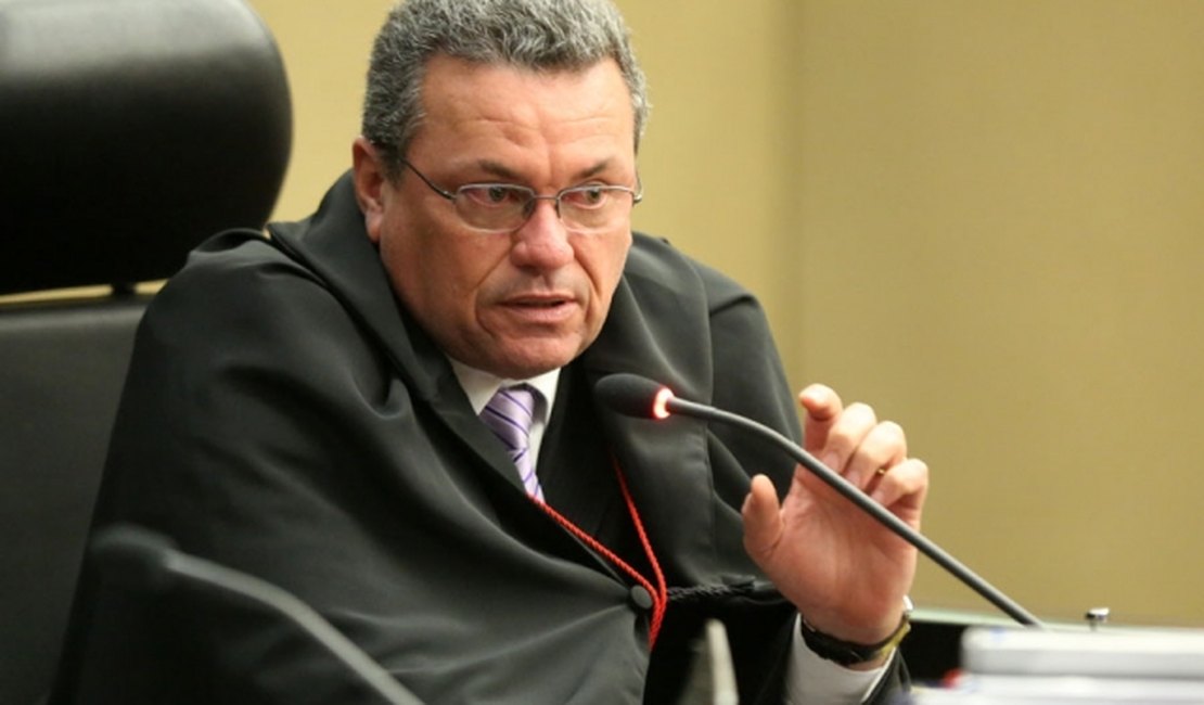 Prefeitura de Maceió é obrigada a fornecer alimentação a portador de paralisia