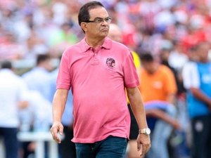 Após impasses, Campinense confirma que Diá fica no clube até o fim do ano