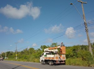 Trecho da AL-101 Norte, em Guaxuma, começa a receber iluminação em LED