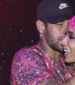 Anitta confirma que ficou com Neymar no Carnaval