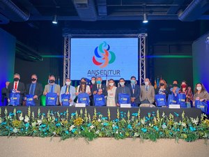 Pela primeira vez, Turismo de Japaratinga participa de evento da Anseditur, em Brasília