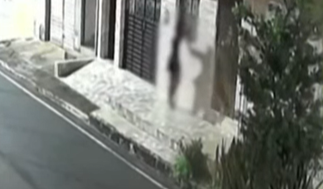 Babá assassinada em Maceió tentou pedir ajuda a vizinhos após ser esfaqueada na casa onde trabalhava