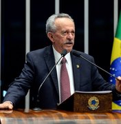 Benedito de Lira elogia sensibilidade do governo ao negociar dívidas dos estados