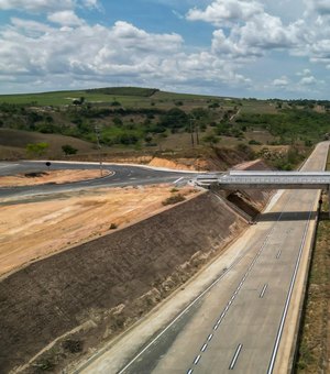 Alagoas ganha novo trecho duplicado da BR-101 em Junqueiro