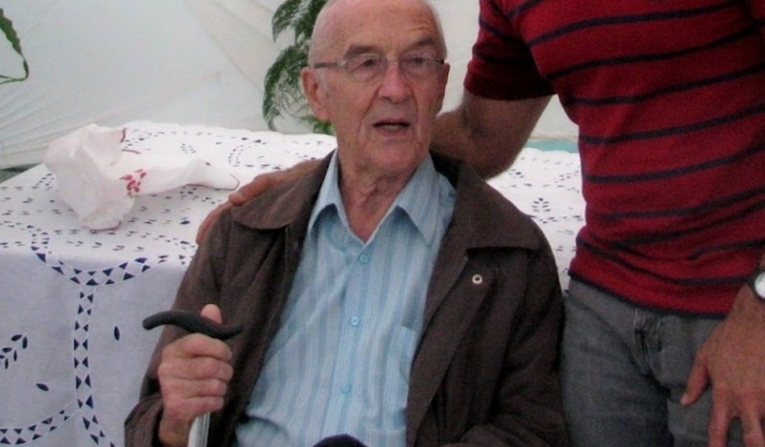 Aos 89 anos, morre em Craíbas padre belga José Theisen