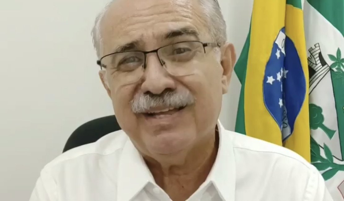 Prefeito de Arapiraca está internado no Hospital Arthur Ramos, em Maceió