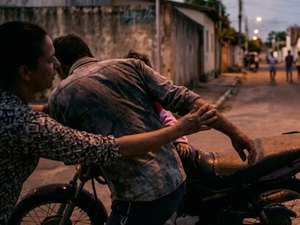 Mulher é agredida ao impedir companheiro embriagado de levar filha em moto