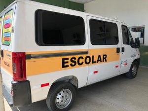 Motoristas de vans escolares devem fazer vistoria até o dia 31
