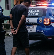 Ex-presidiário é preso após quebrar móveis e ameaçar a própria mãe no Clima Bom
