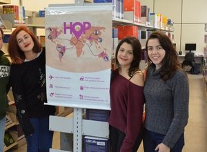 Garotas brasileiras são premiadas por desenvolver app que ajuda viajantes