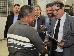 ?Posse Legal beneficia quase 200 moradores do bairro do Pinheiro, em Maceió