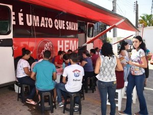 Estudantes realizam campanha de doação de sangue e mobilizam a comunidade limoeirense