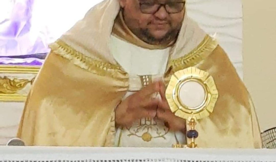 Morre Padre Michael Sandes, pároco da Rotary