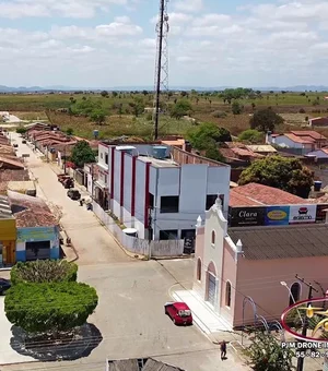 Homem é preso quebrar casa do próprio pai com marreta e ameaçá-lo em Craíbas