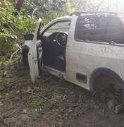 Carro abandonado na zona rural de Penedo era usado em assaltos