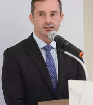 Bruno Toledo é eleito conselheiro do Tribunal de Contas de Alagoas