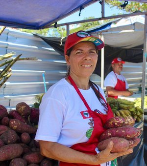 Feira da Reforma Agrária chega à Praça da Faculdade nesta quarta-feira (3)