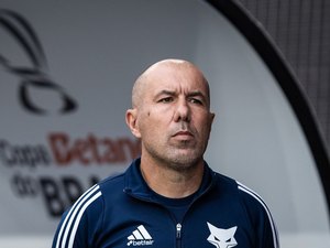 Cruzeiro anuncia saída de Leonardo Jardim após revés na Copa do Brasil