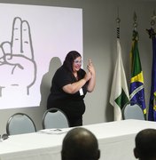 MPF quer que Estado e Prefeitura de Maceió adotem intérprete de Libras em comunicados sobre Covid-19