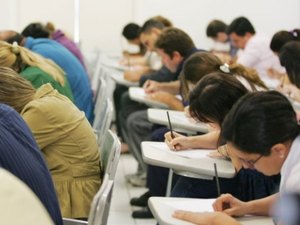 Concursos públicos têm 24.389 vagas com salários de até R$ 28,9 mil