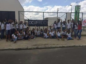 Termina hoje prazo dado pelo MEC para que estudantes desocupem escolas