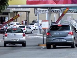 Homem é preso tentando furtar moto em estacionamento de shopping
