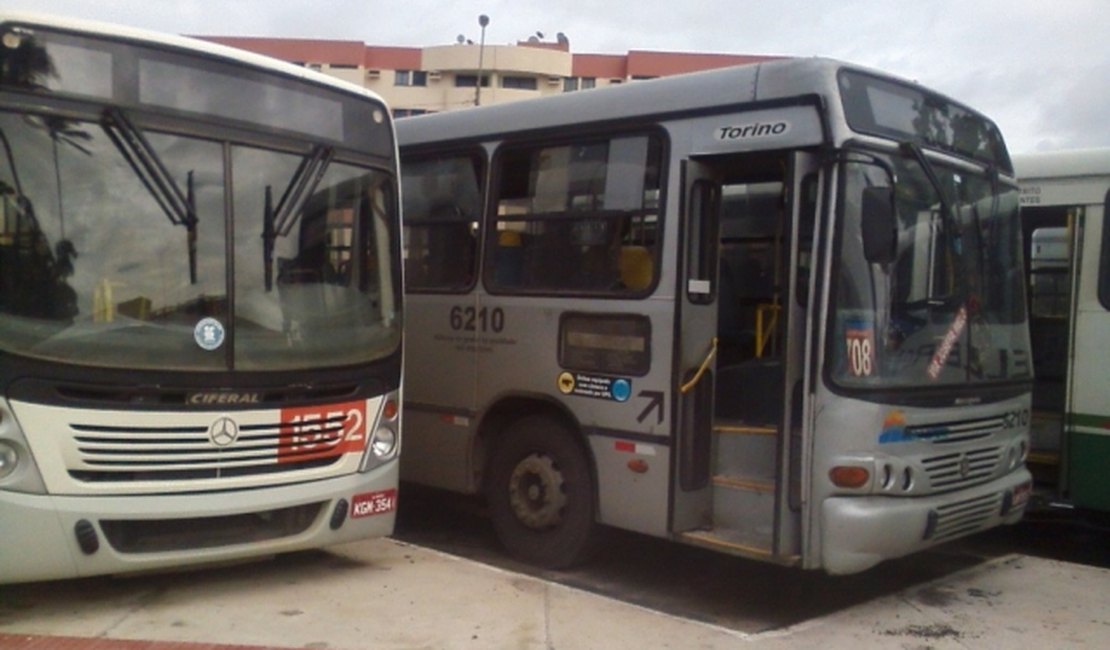 Ônibus coletivos terão atrasos nas viagens até sexta-feira (24)
