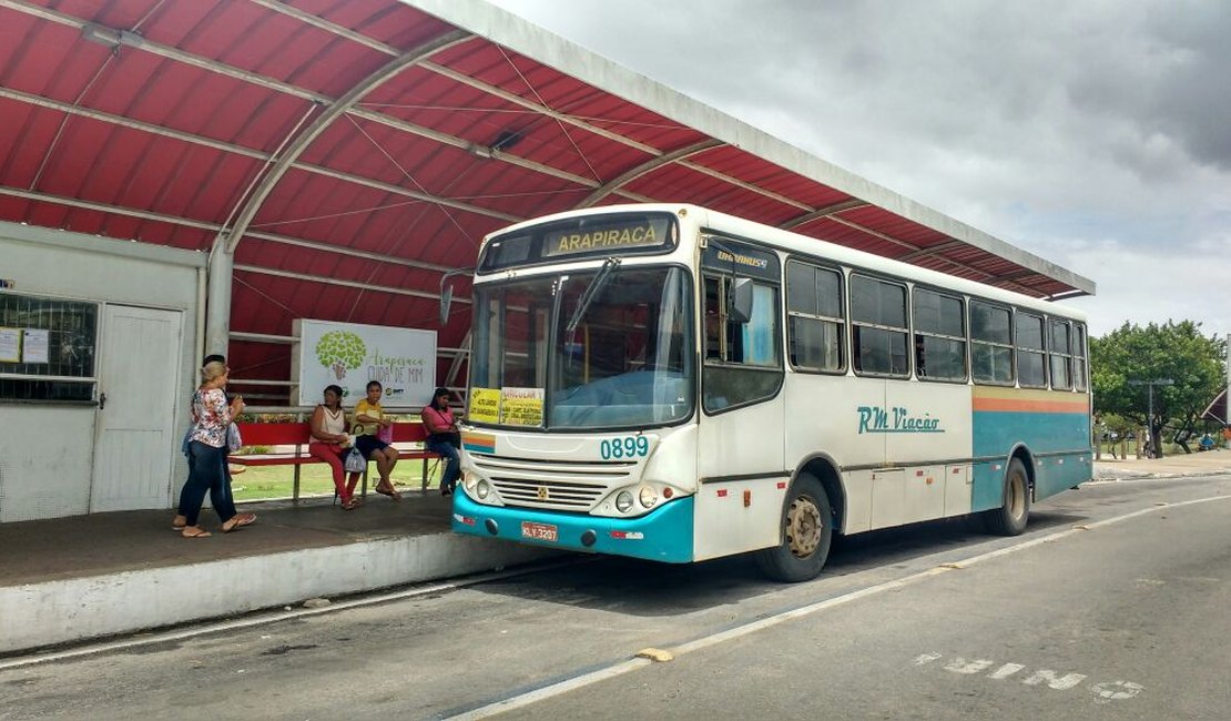 Ônibus de linha municipal é assaltado em Arapiraca
