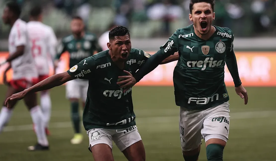 Palmeiras pode ter recorde de público contra o São Paulo em decisão