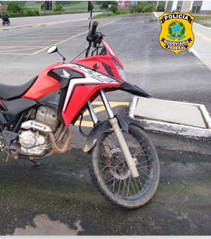 PRF recupera moto adulterada no município de União dos Palmares