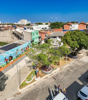 Praça Recife é revitalizada e se torna novo espaço de convivência no bairro do Poço