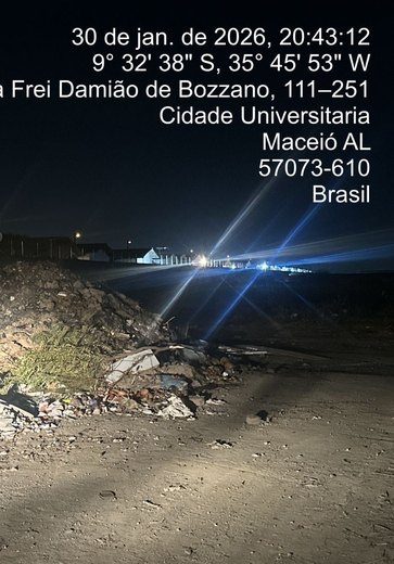 Condutor de caçamba é detido pela PM após flagrante de crime ambiental