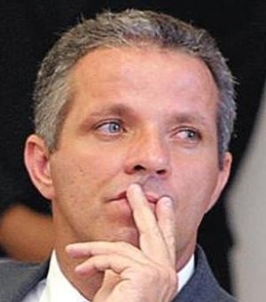 Justiça define novo afastamento de prefeito de Viçosa; gestor é investigado por improbidade