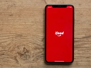 Justiça proíbe iFood de exigir valor mínimo em pedidos em todo o país