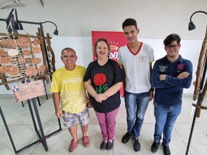 Alunos do EJA da Pestalozzi transformam barro e argila em expressão artística