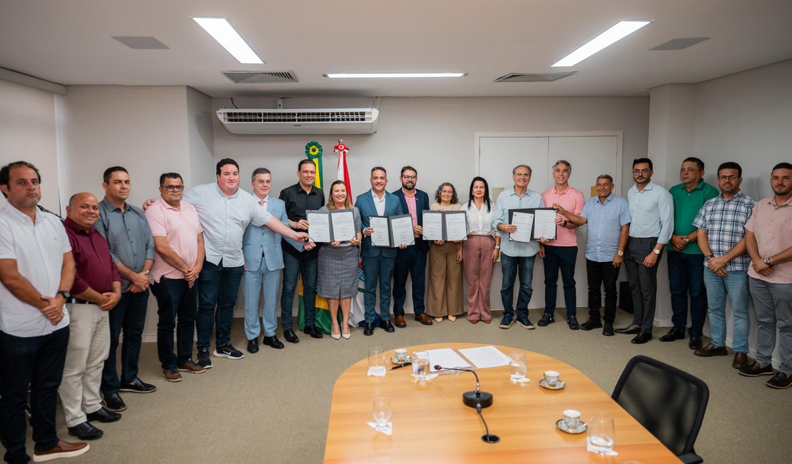 Uneal terá novo campus em Porto Calvo e reformas em Maceió e Santana do Ipanema