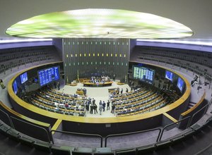Congresso muda regra de reconhecimento de diploma de educação física