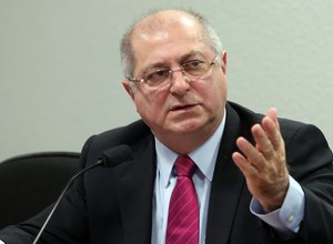 Equipe de transição de governo considera taxar Google, Facebook, Netflix e empresas de comunicação