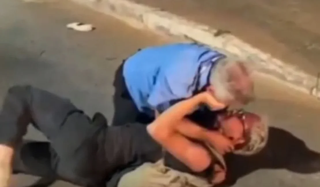 TJDFT manda empresa de ônibus indenizar homem esganado por motorista